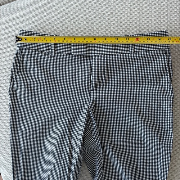 Gingham Capris - Picture 6 of 8